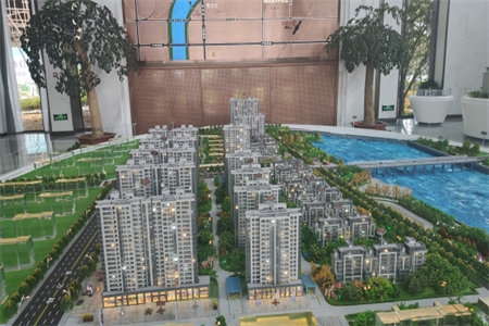 城西贵和花园3室1厅1卫88万88m2黄金楼层